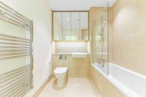 2 bedroom apartment to rent - Royal Captain Court, Blackwall Reach, Arniston Way, Canary Whaf, Poplar, London, E14