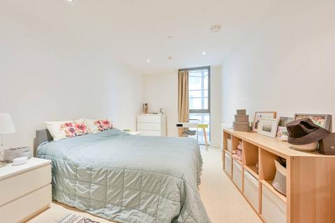 2 bedroom flat for sale, Arc Tower, Ealing, London, W5