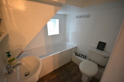 225 Bury Road, Radcliffe, Manchester, M26 2XF
