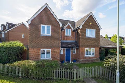 4 bedroom detached house for sale, Homersham, Canterbury