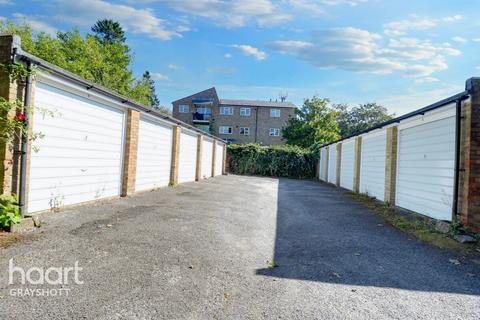 2 bedroom apartment for sale, Heather Way, Hindhead