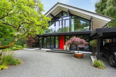 undefined, Woburn Hill, Addlestone, Surrey, KT15