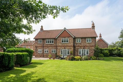 5 Carrs Meadow, Escrick, York, YO19 6JZ