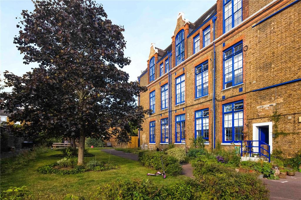 Communal Grounds