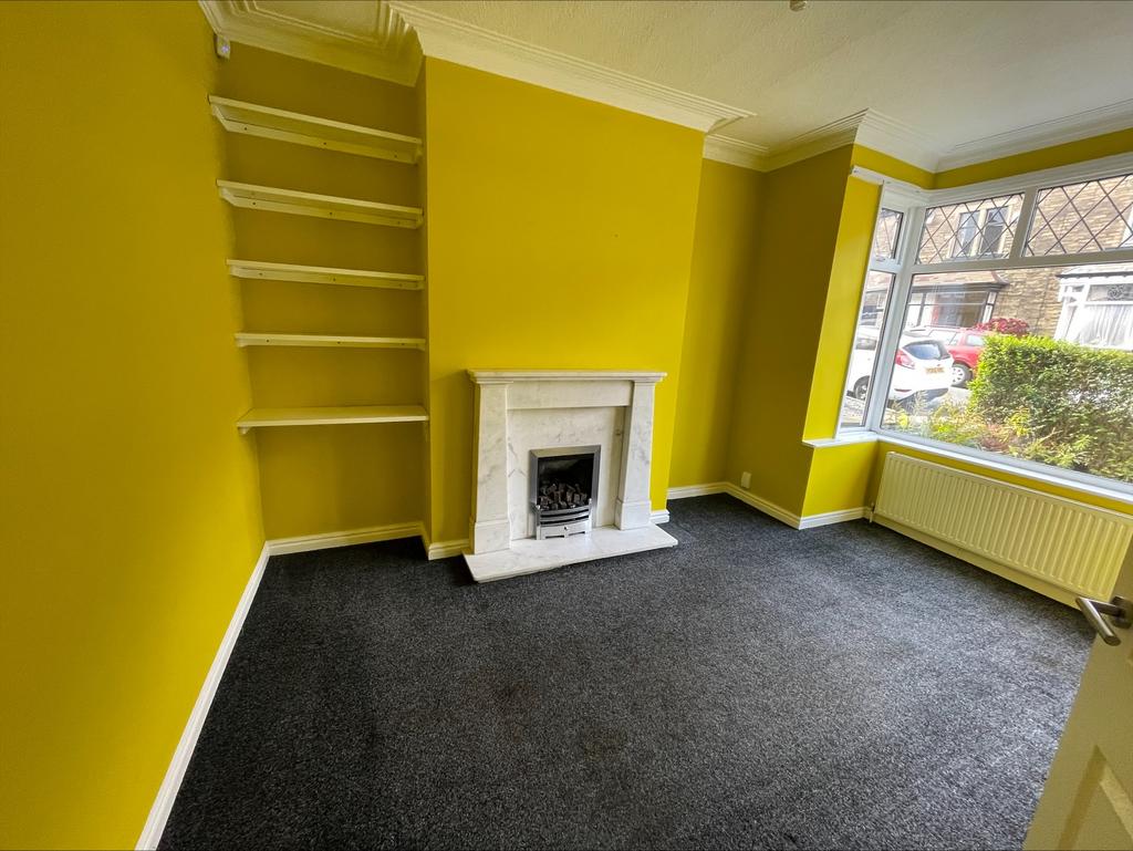 Scarborough Road, Shipley BD18 3 bed terraced house to rent £800 pcm (£185 pw)