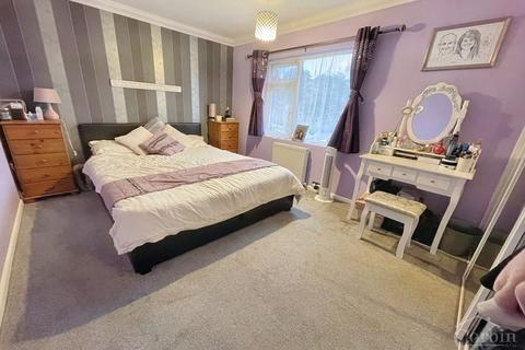 16 Anstey Road, Bournemouth, BH11 9HE