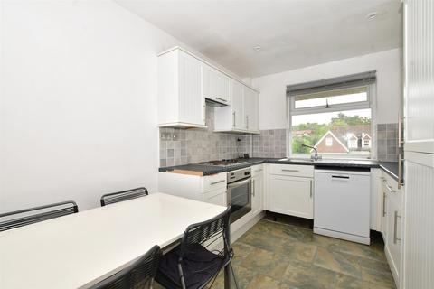 2 bedroom flat for sale - Copperfield Court, Leatherhead, Surrey