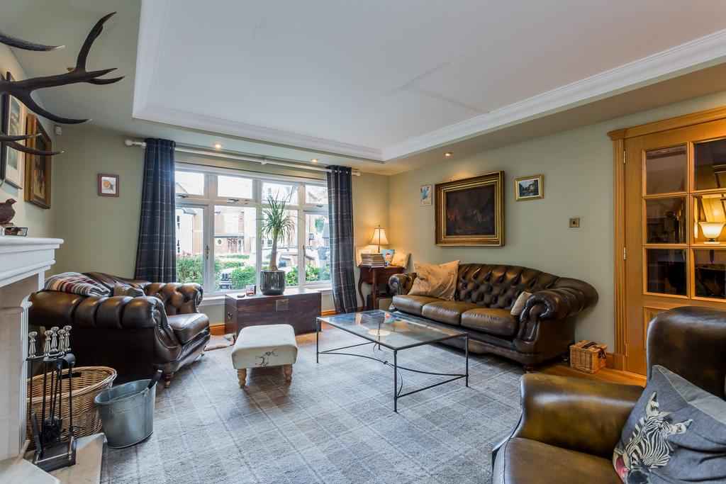 39 Laurel Way, Quarriers Village, PA11 3NH 4 bed detached house for