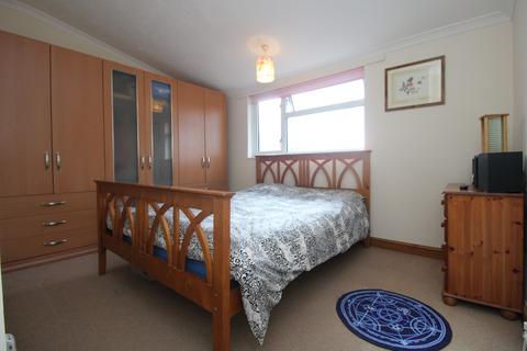 33 Leaves Spring, Stevenage, SG2 9AT
