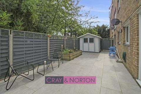229 Turnpike Link, Croydon, CR0 5NW