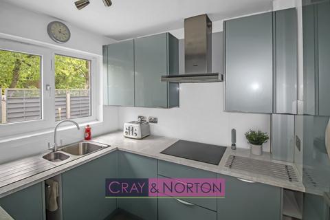 229 Turnpike Link, Croydon, CR0 5NW
