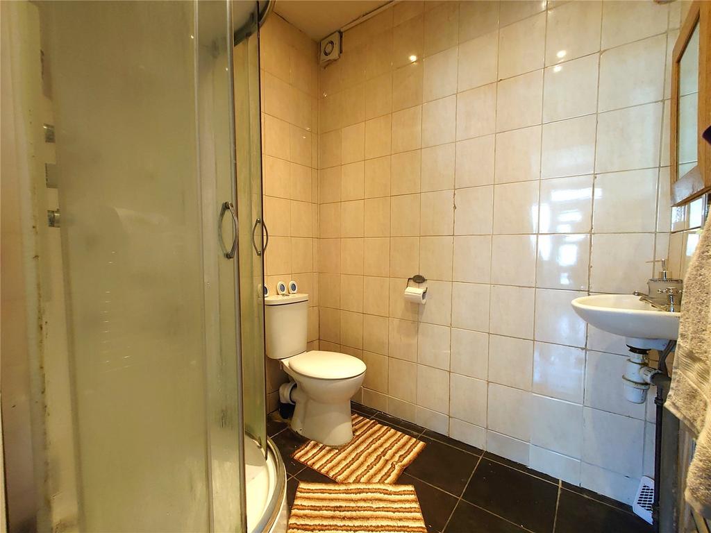 Downstairs Shower Rm