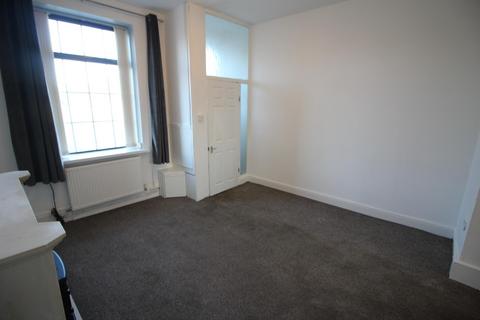 2 bedroom end of terrace house for sale, Heyside, Oldham, OL2