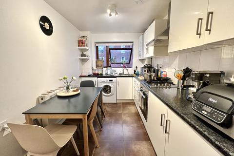 Flat 6, 10 Calypso Crescent, London, SE15 6GE