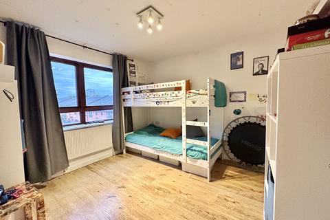 Flat 6, 10 Calypso Crescent, London, SE15 6GE