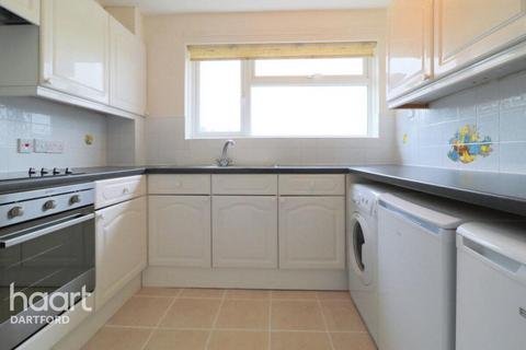 2 bedroom apartment to rent, Meadway, Sevenoaks