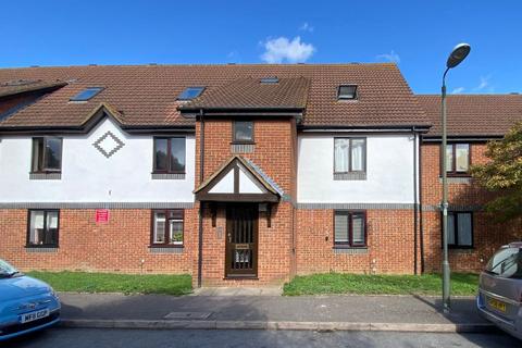 16 Stirling Close, London, SW16 5HH