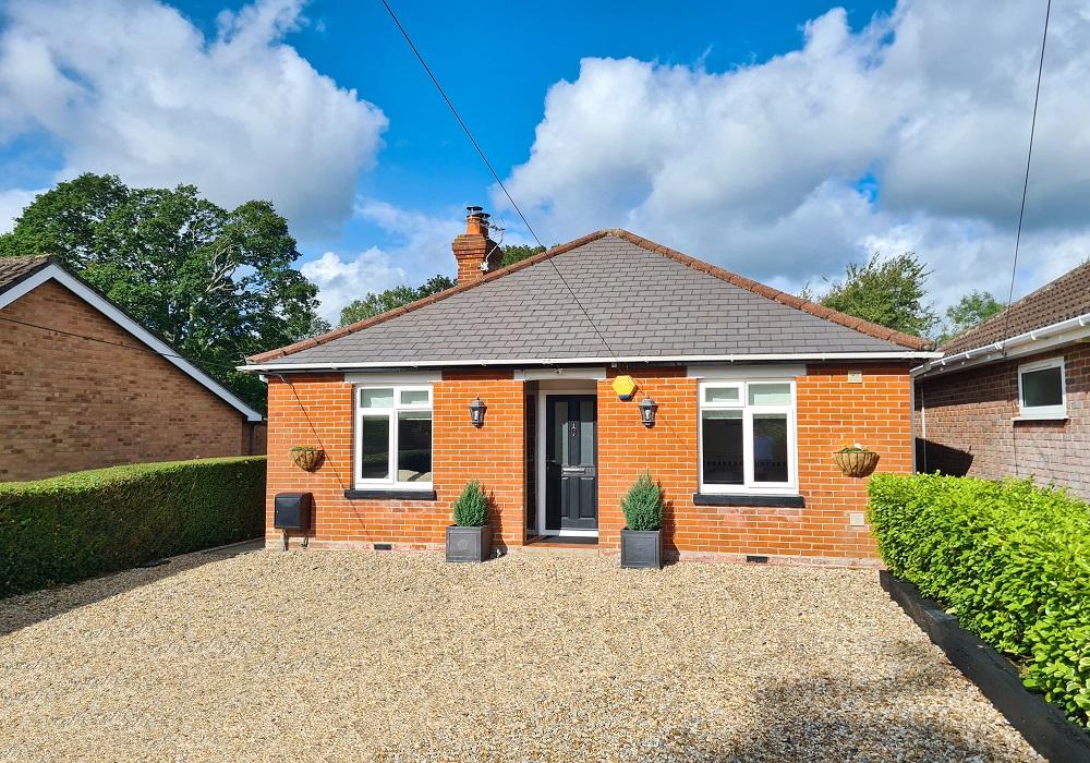 Foxhills, Ashurst SO40 3 bed detached bungalow for sale £500,000