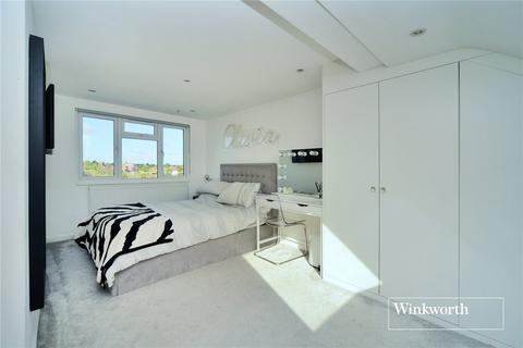 27 Matlock Crescent, Sutton, SM3 9SS