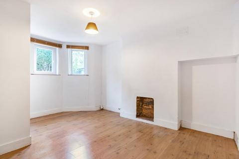 Flat C, 136 Tressillian Road, London, SE4 1XX