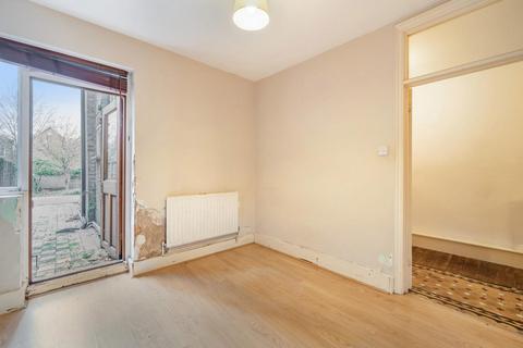 Flat C, 136 Tressillian Road, London, SE4 1XX