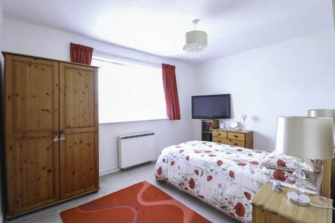 2 bedroom flat for sale, Rennison Court - Southward