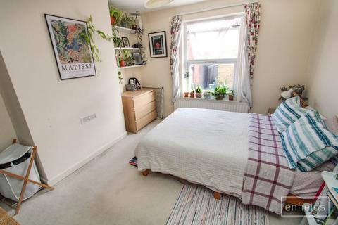 91 Earls Road, Southampton, SO14 6SG