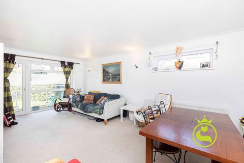 2 bedroom flat for sale, Ashmore House, Bournemouth BH4