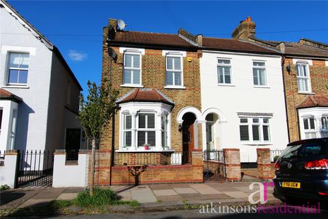 3 bedroom end of terrace house for sale - Hawthorn Grove, Enfield, Middlesex, EN2
