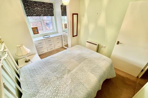 1 bedroom flat for sale, Tudor Court, Hatherley Crescent, Sidcup, Kent, DA14