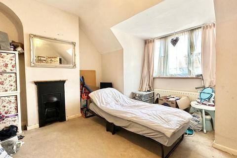 29 Talbot Road, Dagenham, RM9 6HJ