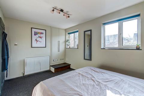 42 Murcroft Road, Stourbridge, DY9 9HU