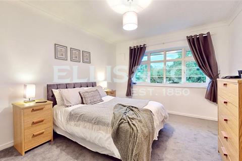 2 bedroom maisonette for sale, Harrowdene Road, Wembley, HA0