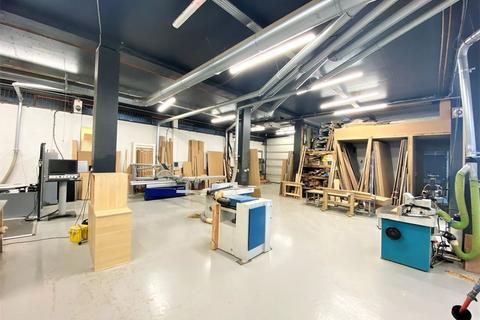 Industrial unit for sale - Unit 11, Boston Business Park, Trumpers Way, Hanwell, W7 2QA