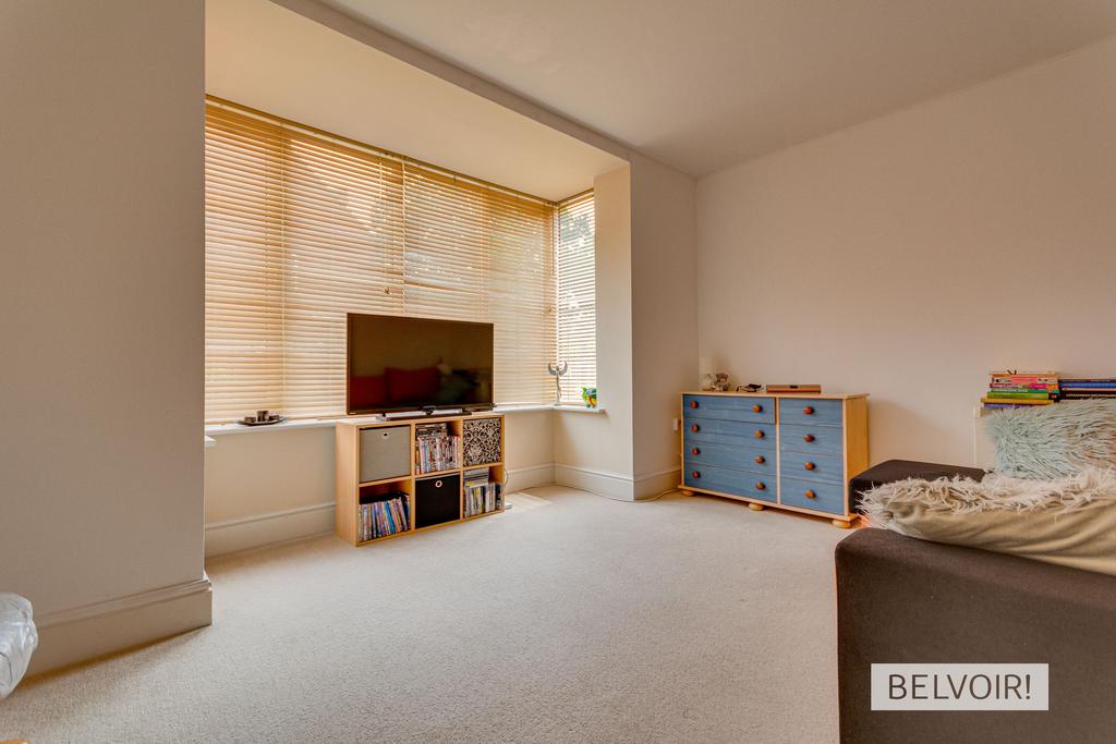 2 Parklands Avenue, Handsworth Wood... 1 bed flat £110,000