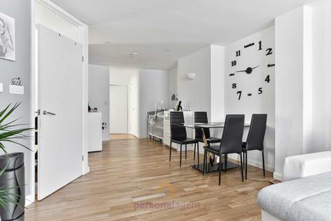 undefined, East Street, Epsom