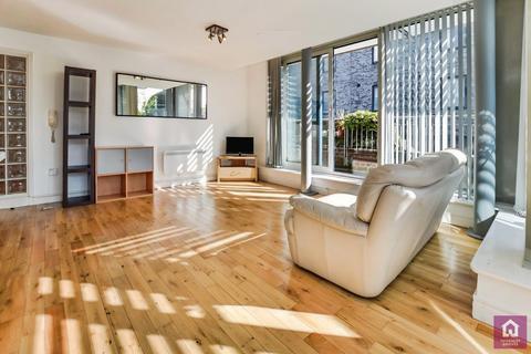 2 bedroom flat for sale, Piccadilly Lofts, Northern Quarter, Manchester City Centre, M1