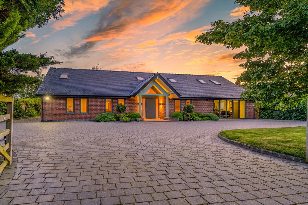 Hough On The Hill, Grantham NG32 6 bed detached house for sale £950,000