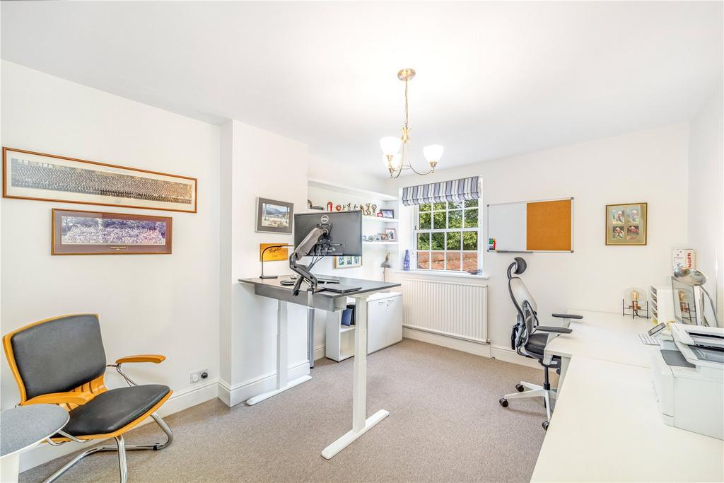 Home Office/Bedroom