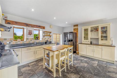 4 bedroom equestrian property for sale, Dairy Farm, Lincoln LN4