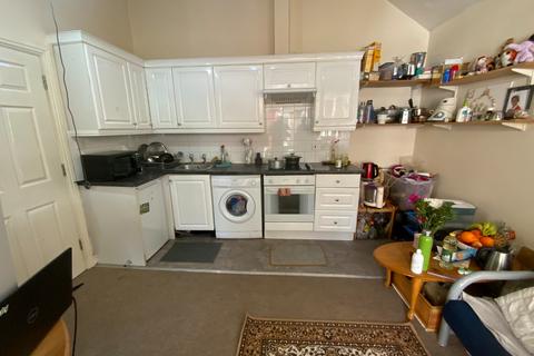 1 bedroom flat to rent - Coopers Mews, 29-35 Adelaide Street, Luton, Bedfordshire, LU1 5BB