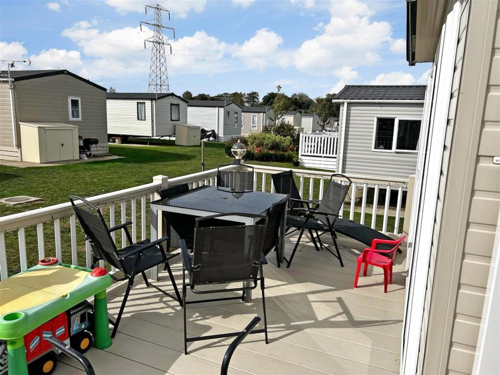 Birchington Vale Caravan Park, Birchington, Kent 2 bed park home for