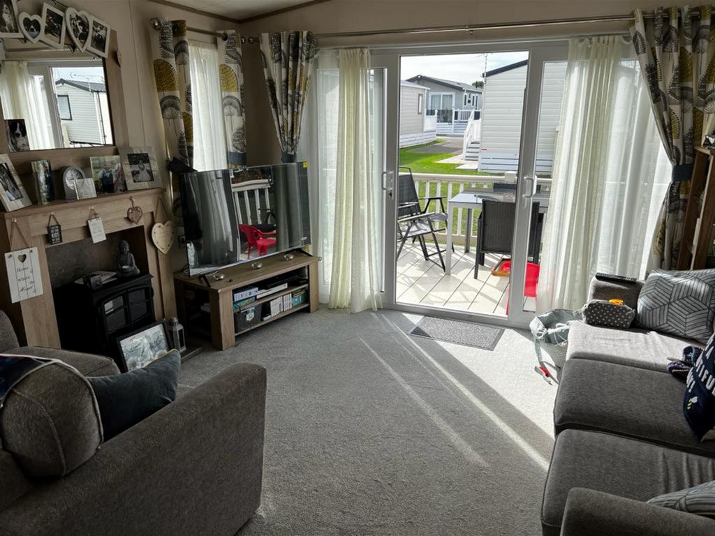 Birchington Vale Caravan Park, Birchington, Kent 2 bed park home for