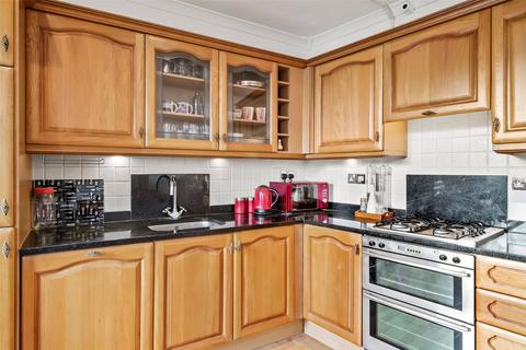 2 bedroom apartment for sale, Highgate Road, London, NW5