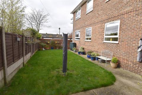 Flat 5, Bishops Court, 34 Castle Road, Whitstable, CT5 2DY