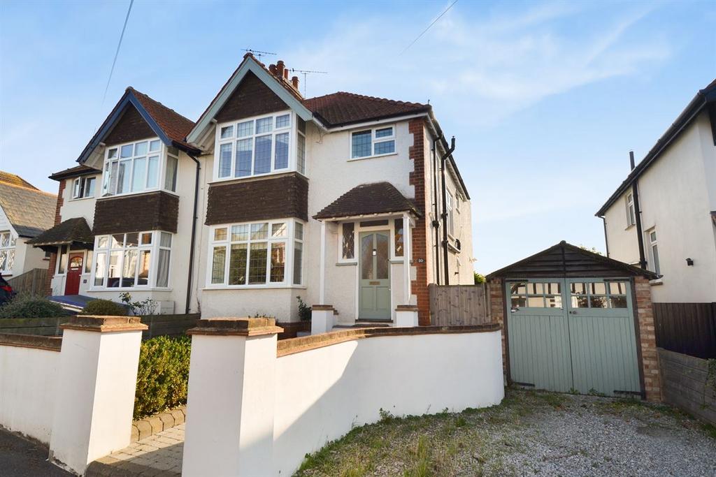 Douglas Avenue, Whitstable 3 bed semidetached house for sale £575,000