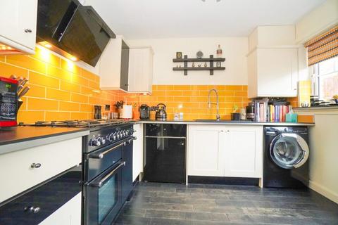 17 Bute Crescent, Old Kilpatrick, Glasgow, G60 5AW