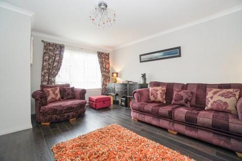 17 Bute Crescent, Old Kilpatrick, Glasgow, G60 5AW