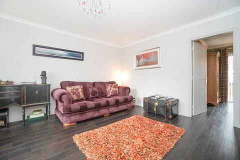 17 Bute Crescent, Old Kilpatrick, Glasgow, G60 5AW