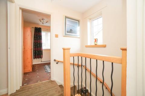 17 Bute Crescent, Old Kilpatrick, Glasgow, G60 5AW